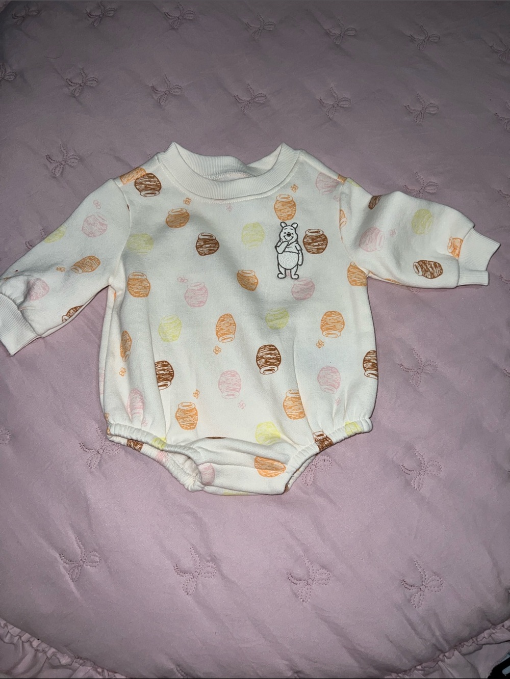 Old Navy Cream Baby One-Piece Bodysuit with Winnie the Pooh NWOT
